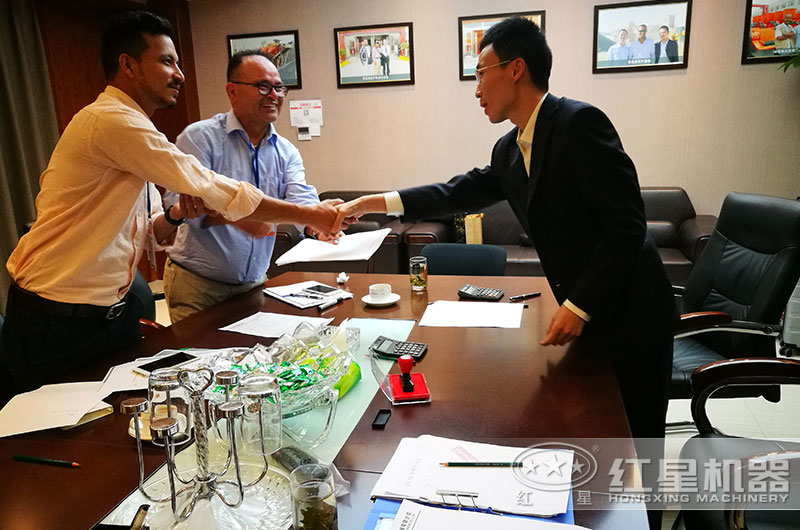用户来厂详细了解半岛网页版,半岛（中国）官方